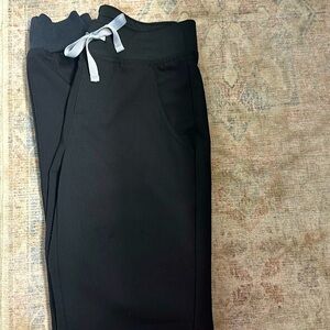 FIGS Zamora Jogger Scrub Pants